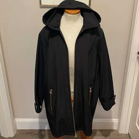 Michael Kors - Hooded Black Jacket With Gold Zipper - Size 1X - Gently Used!! - Picture 5 of 15